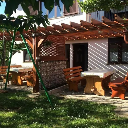 Ferienwohnung In Mit Grill, Garten Und Terrasse Апартаменты
